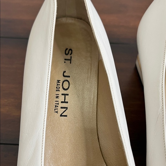 Vintage St. John Leather Square Toe Pumps Shoes with Gold Trim size 8 Academia - Picture 3 of 12